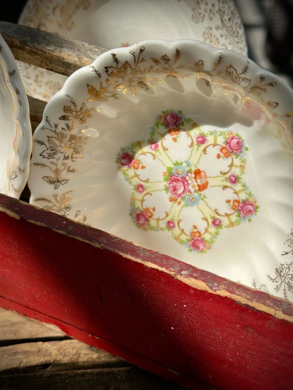 Vintage Franklinware Berry Bowls Set 3 Ivory Floral 22K Gold Cottagecore